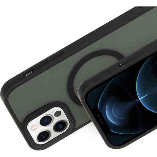 Mobiparts Hardcover Apple iPhone 12/12 Pro Satin Black (Magsafe Compatible)