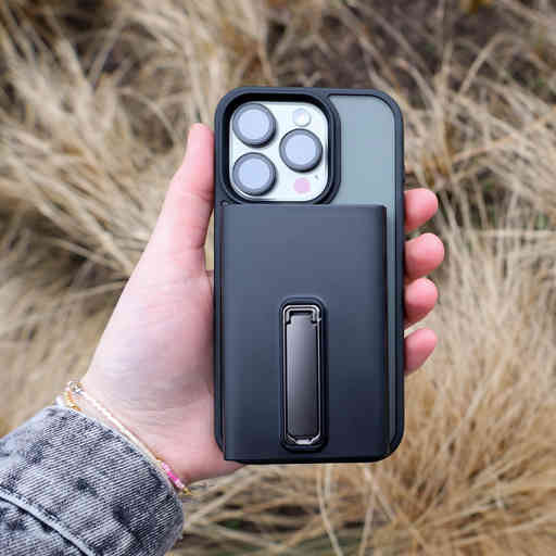 Mobiparts 5.000 mAh MagSafe Compatible Powerbank with Stand