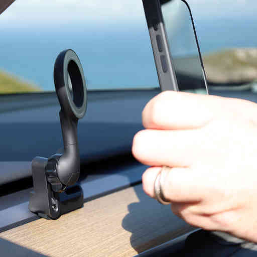 Mobiparts Magnetic Air Vent Holder for Tesla Black
