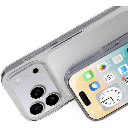 Mobiparts Classic Hardcover Apple iPhone 17 Pro Clear