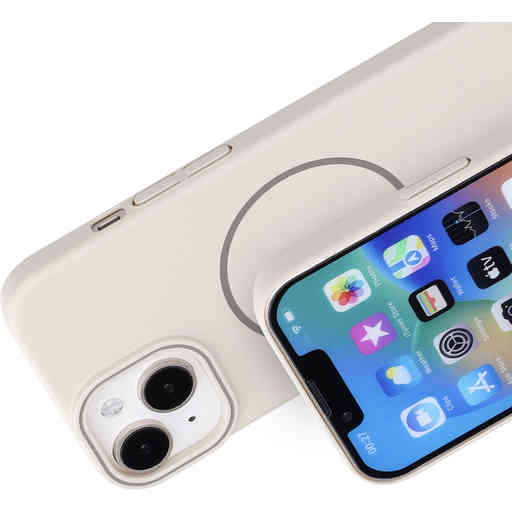 Mobiparts Slim Line Case Apple iPhone 15 (MagSafe Compatible) Off White