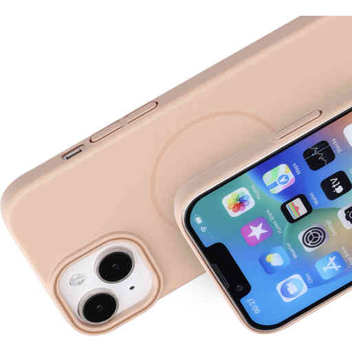 Mobiparts Slim Line Case Apple iPhone 15 (MagSafe Compatible) Dune Sand