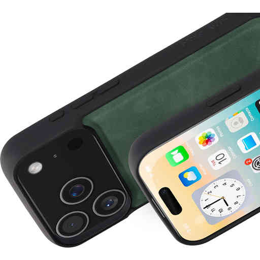 Mobiparts Classic  Backcover Apple iPhone 17 Pro Emerald Green (MagSafe Compatible)