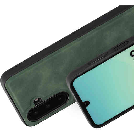 Mobiparts Classic  Backcover Samsung Galaxy A26 Emerald Green (MagSafe Compatible)