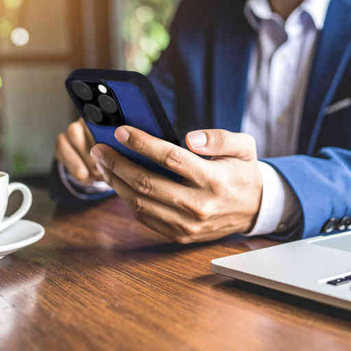 Mobiparts Classic  Backcover Apple iPhone 17 Pro Max Sapphire Blue (MagSafe Compatible)