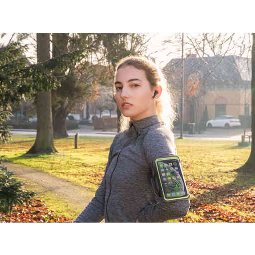 Mobiparts Comfort Fit Sport Armband Samsung Galaxy A6 Plus (2018) Black